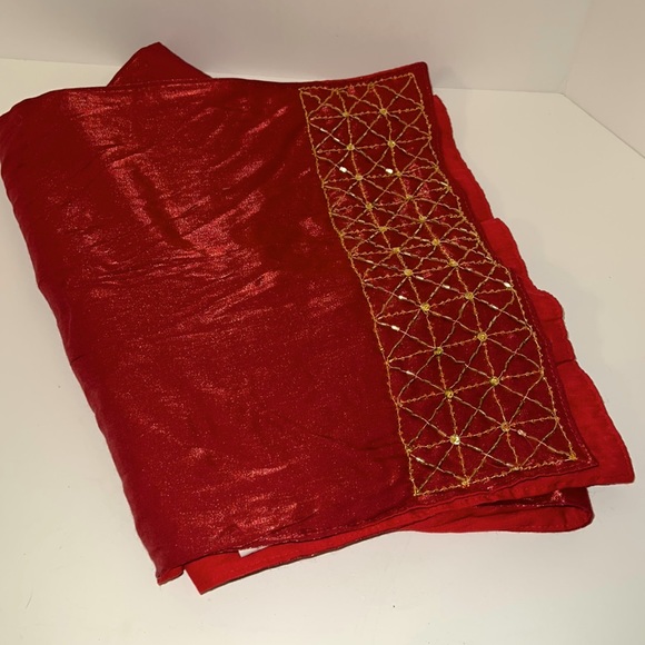 Table Runner 70” long by12.5 wide Beaded - Picture 1 of 10